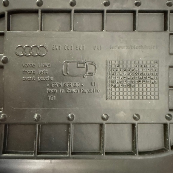 Audi all weather front mats (2). Black - Picture 1 of 7